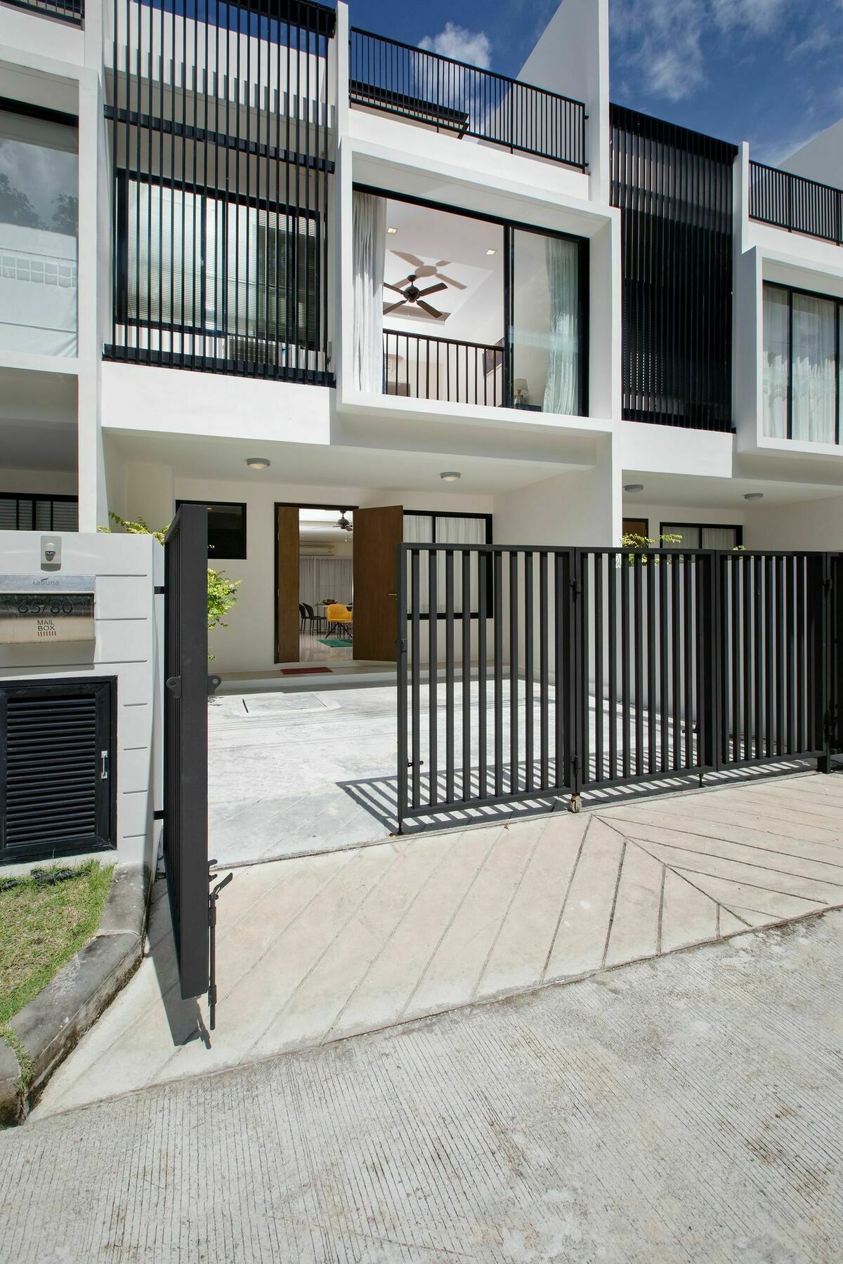 Laguna Townhome Bangtao Phuket ภายนอก รูปภาพ